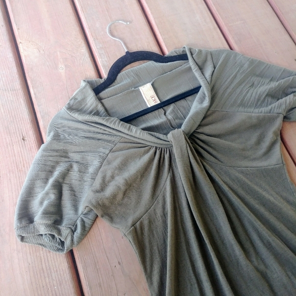 BKE Army Green Semi Sheer Huntress Top - Picture 2 of 7